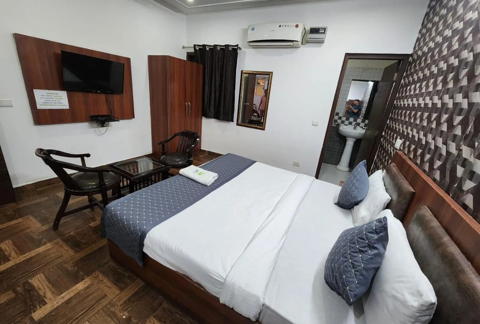 Hotel Naveen New Delhi India